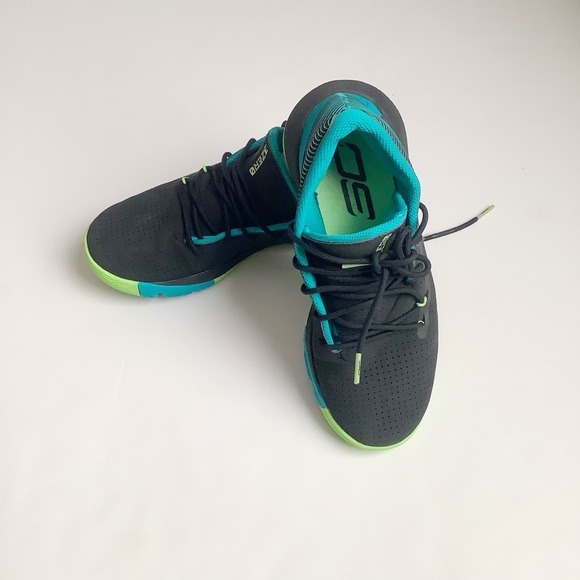 UA Steph Curry 3Zero shoes EUC - Picture 2 of 7